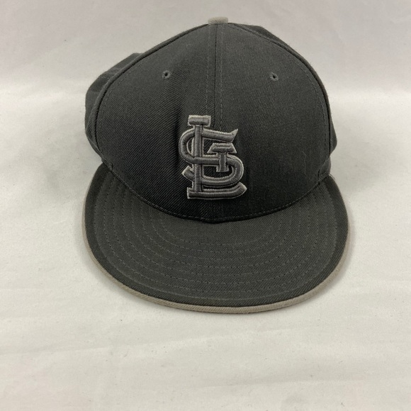 Gray Saint Louis Cardinals 7 3/4  Fitted Cap Hat - Picture 9 of 9